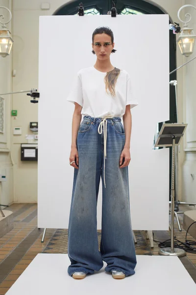 Look 19